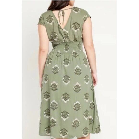Old Navy XXL Green Floral Midi Dress Smocked 2X Plus Garden Party Boho India - Picture 3 of 16